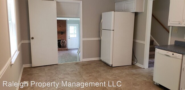 Building Photo - 4 br, 2.5 bath House - 4205 Pickwick Drive