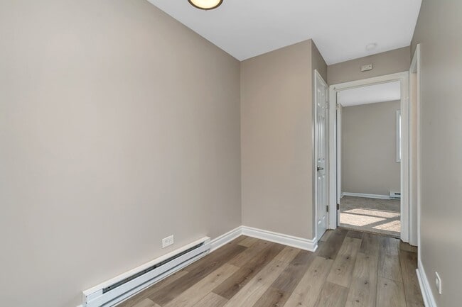 Building Photo - 11 Briar St