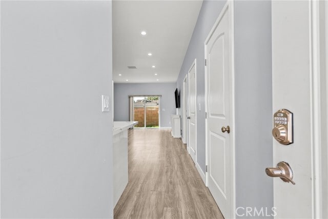 Building Photo - 7239 Kraft Ave