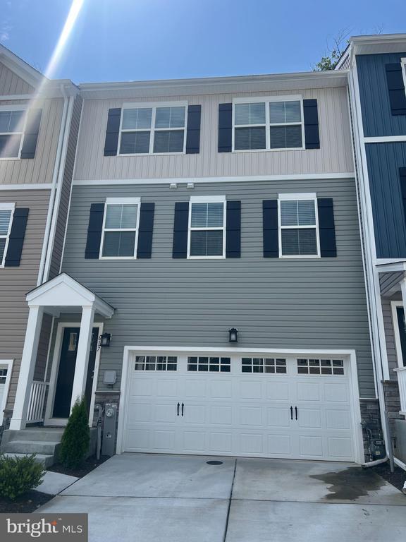 Building Photo - 617 Snapdragon Ct