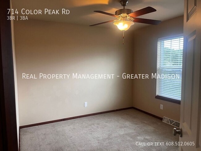 Building Photo - 714 Color Peak Rd