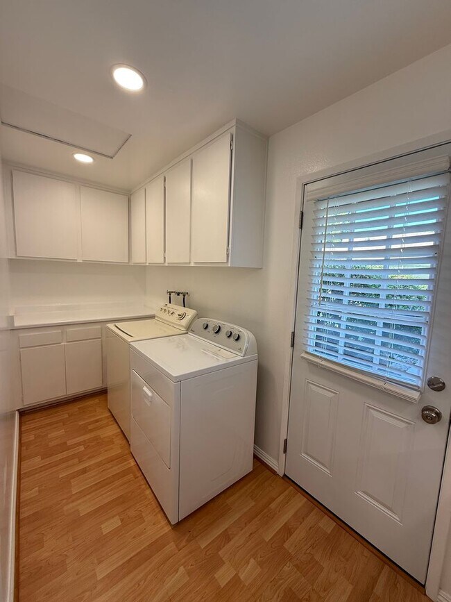 Building Photo - 13104 Village 13