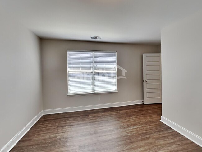 Building Photo - 5080 Mountain Springs Rd