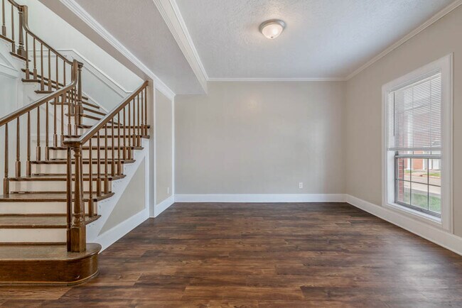 Building Photo - Carter Creek Townhomes