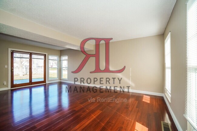 Building Photo - 5066 Ivywild Ave