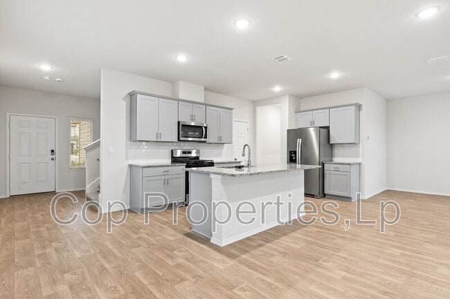 Building Photo - 374 Wayne Wy