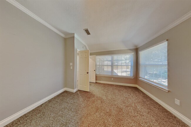 Building Photo - 4538 Windy Hollow Dr