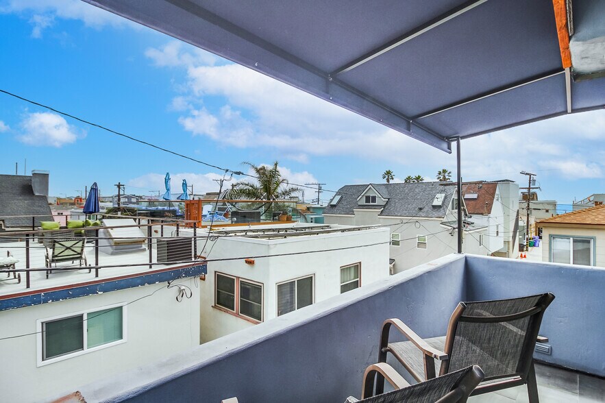 Building Photo - 735 Whiting Ct