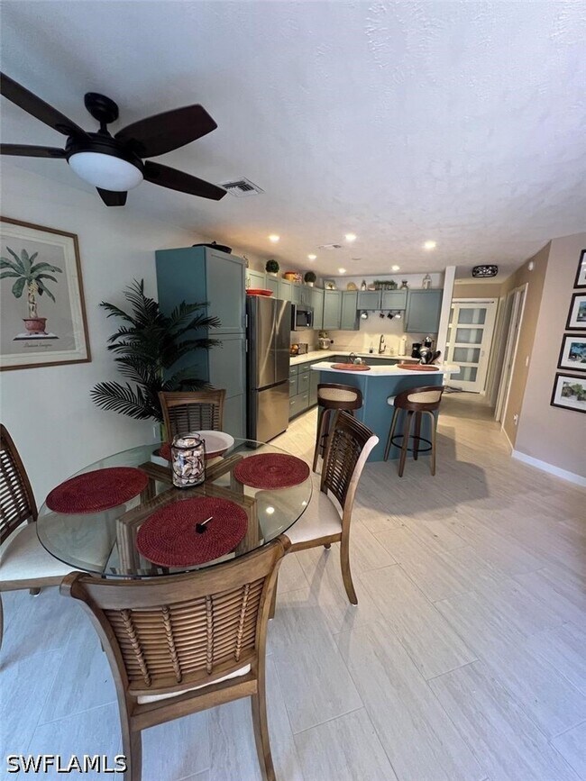 Building Photo - 1535 Chesapeake Ave