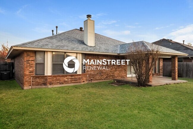 Building Photo - 3 Bedroom Pet-Friendly Home in Edmond, OK ...