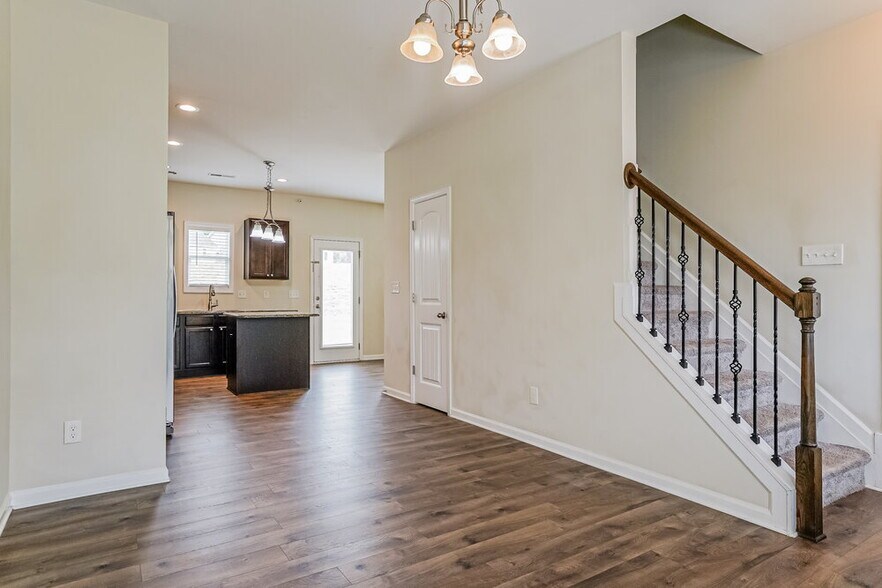 Building Photo - 113 Pumpkin Hill Ridge