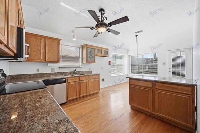 Building Photo - 468 Caviness Dr