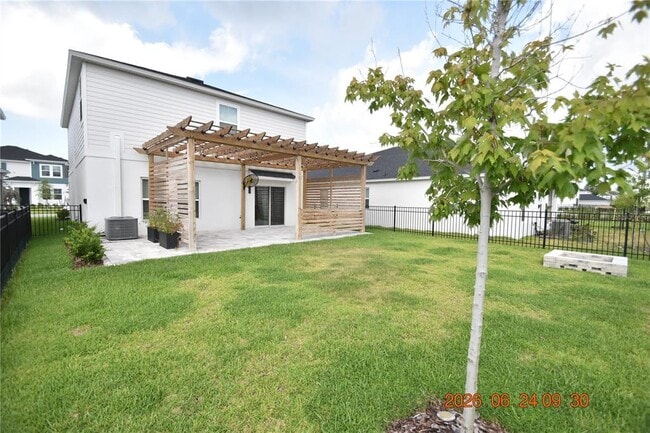 Building Photo - 14468 Meadow Bird Ave
