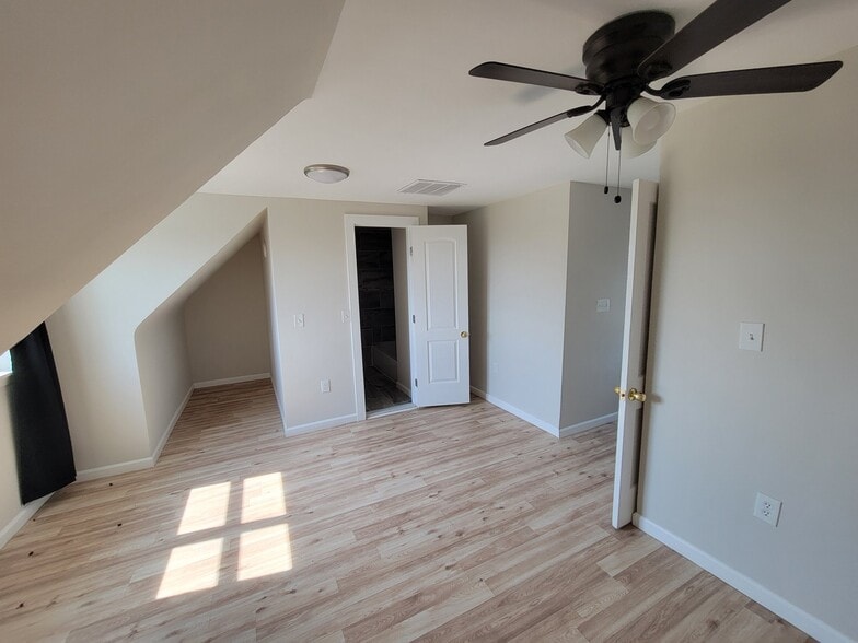 Building Photo - 612 Wildwood Pkwy