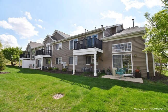 Building Photo - 2402 Wilton Ln