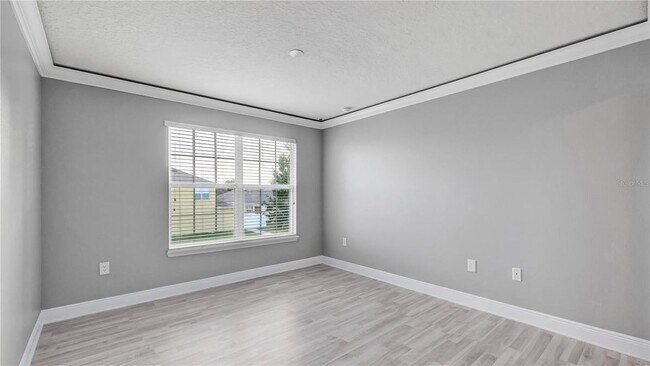 Building Photo - 3833 Siskin Dr