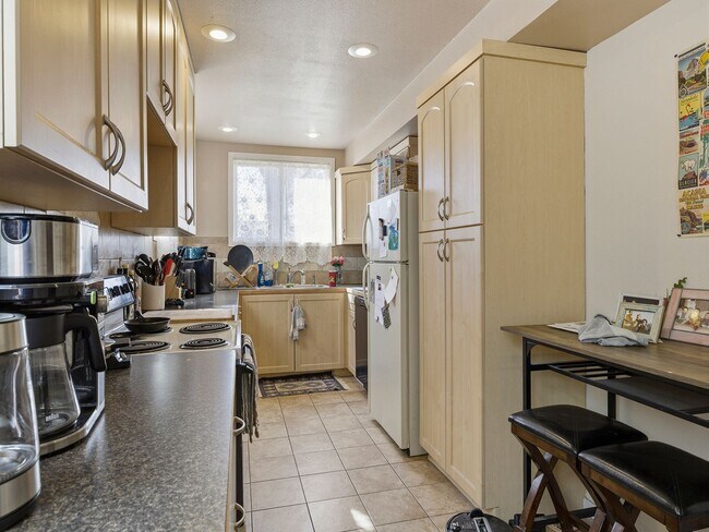 Building Photo - Remington518 (CW-KS)