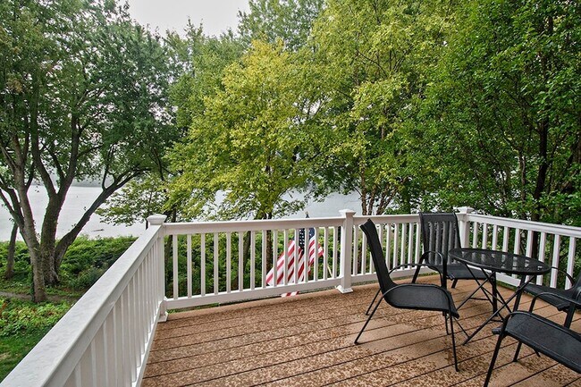 Building Photo - 134 Chapel Harbor Dr