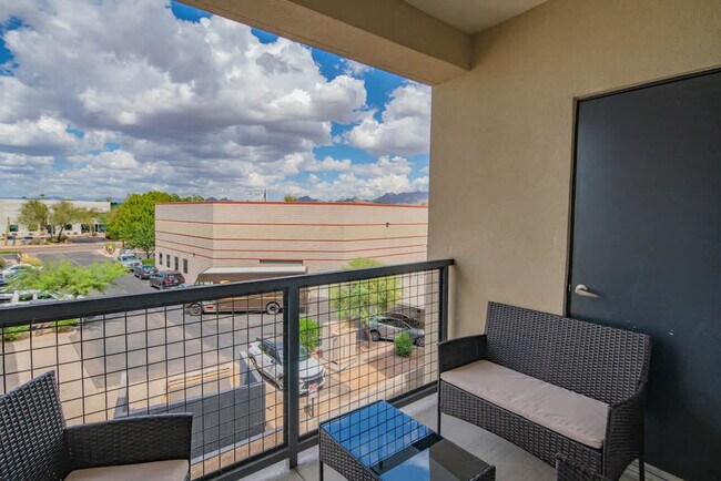 Building Photo - 15501 N Dial Blvd