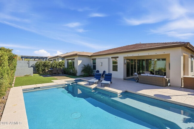 Building Photo - 4416 E Roy Rogers Rd