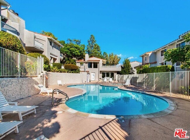 Building Photo - 28266 Rey De Copas Ln