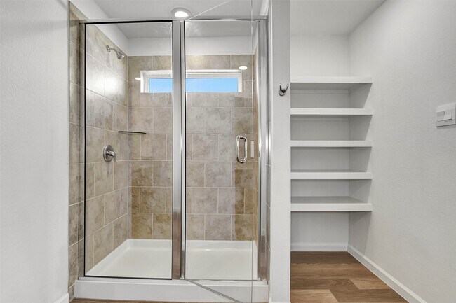 Building Photo - 1718 San Jacinto Dr