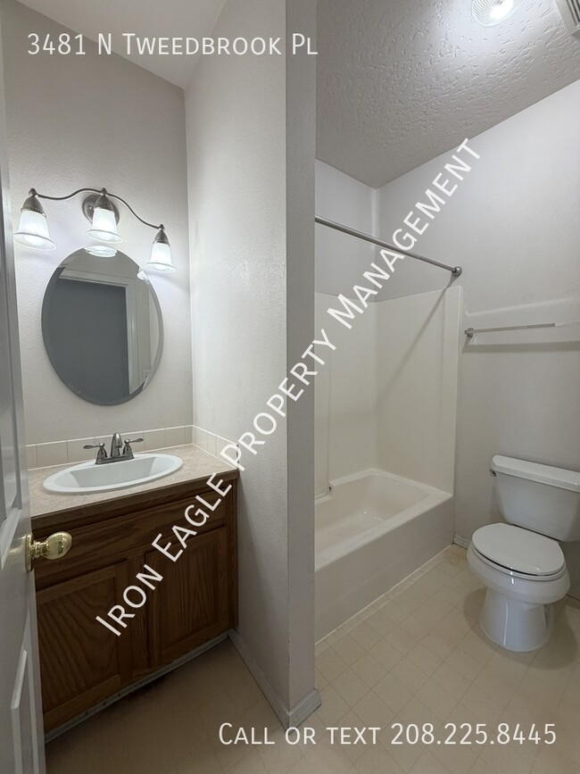 Building Photo - 3481 N Tweedbrook Pl