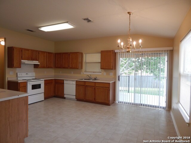 Building Photo - 1239 Lion Forest