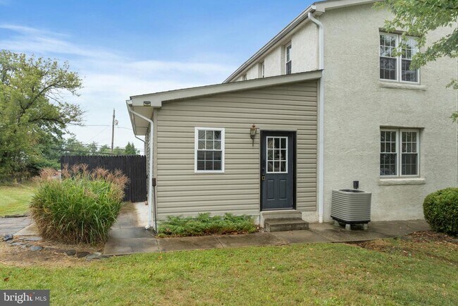 Building Photo - 2504 Swamp Pike