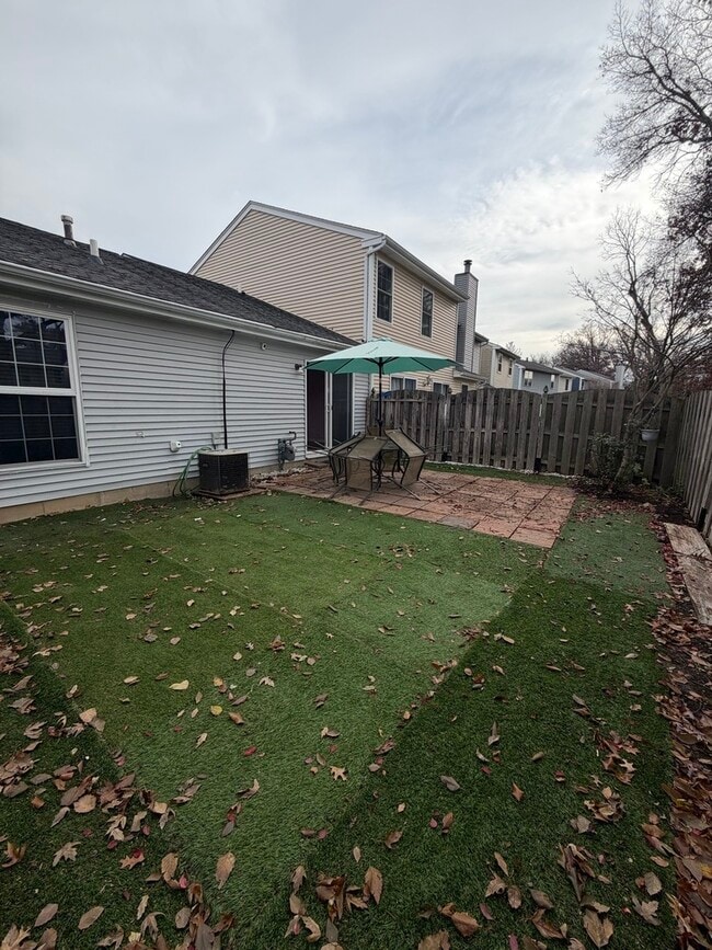 Building Photo - 3627 Linden Dr