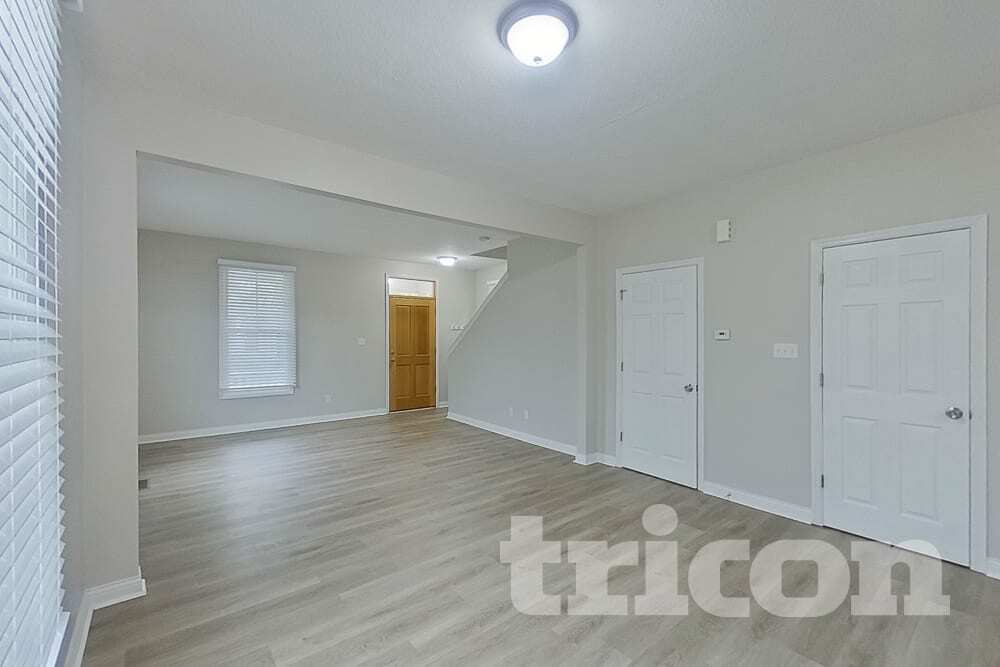 Building Photo - 3301 N Mester St