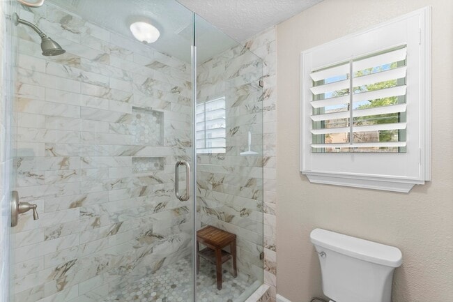 Building Photo - 28814 Holly Hill Dr