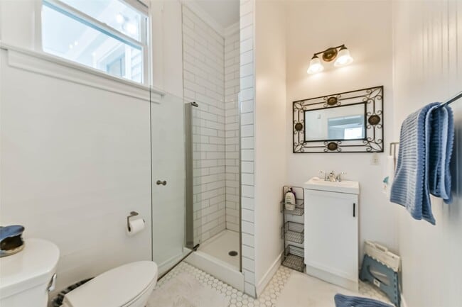 Building Photo - 3301 Ave N Ursuline St