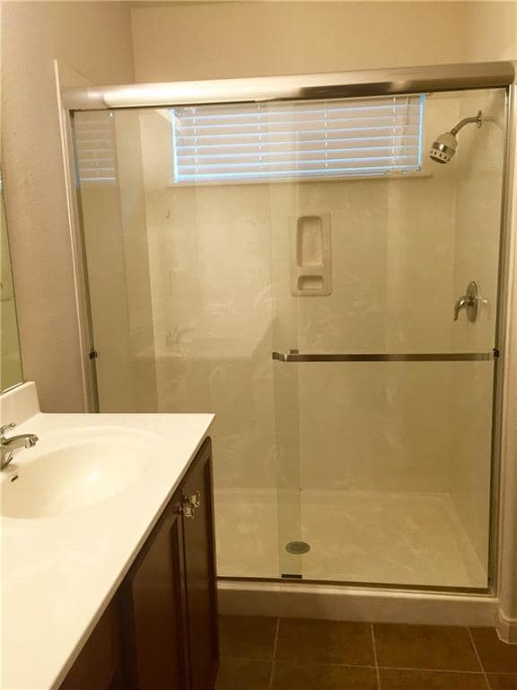 Building Photo - 905 Alamo Plaza Dr