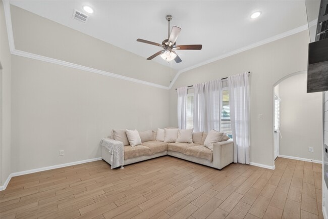 Building Photo - 6331 Feverfew Trail