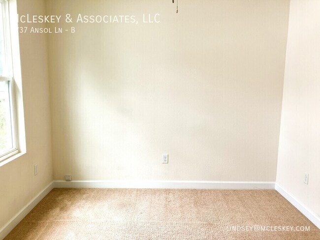 Building Photo - 2737 Ansol Ln