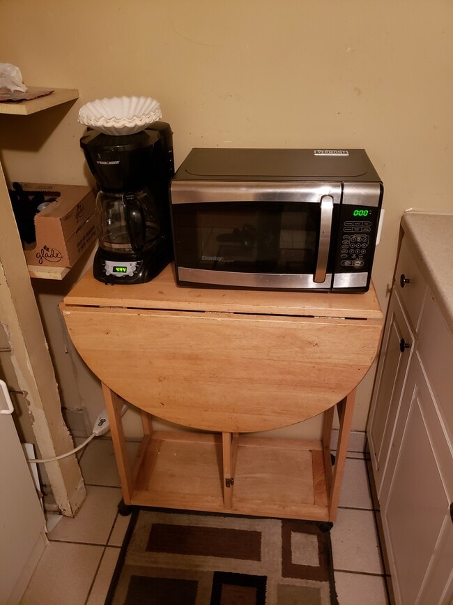 Building Photo - 295 Prospect Ave