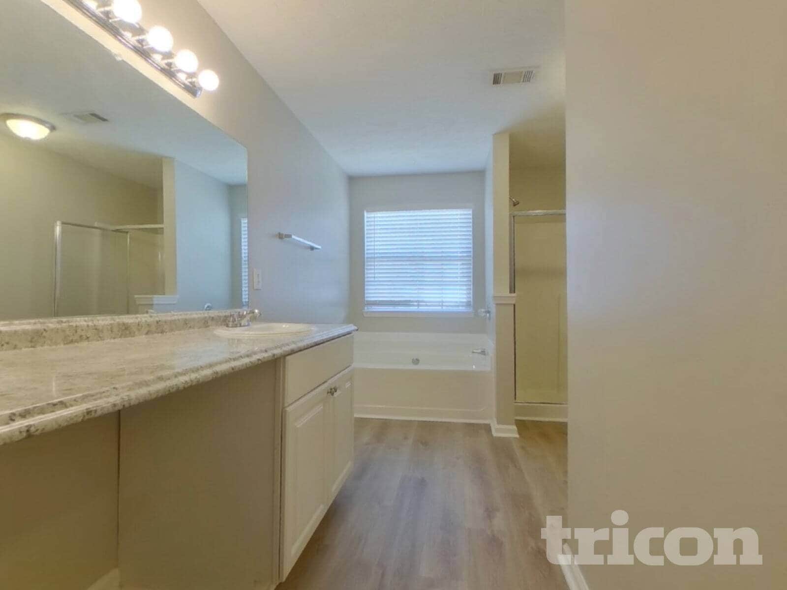 Building Photo - 360 Springhaven Way SE