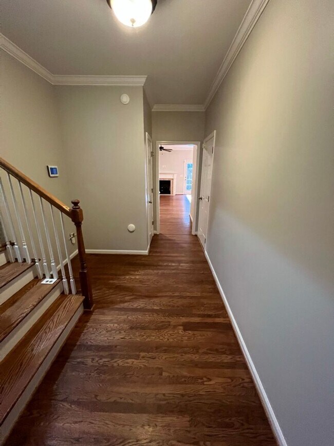 Building Photo - Townhome For Rent In Hoover!!! COMING SOON!