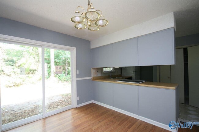 Building Photo - 2901 Cochise Cir NW