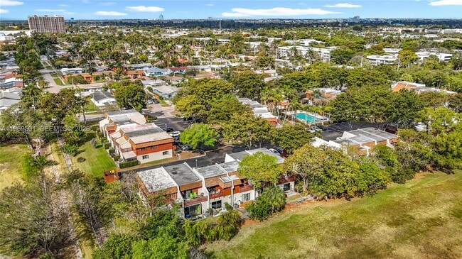 Building Photo - 2133 N 14th Ave