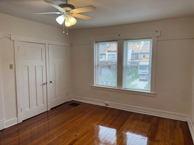 Building Photo - 1651 Chislett St