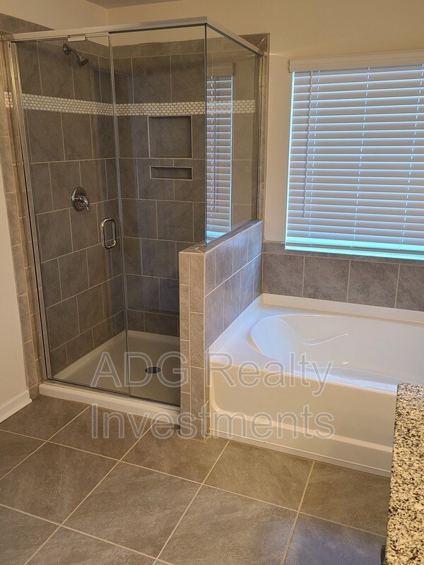 Building Photo - 1577 Cambria Ct