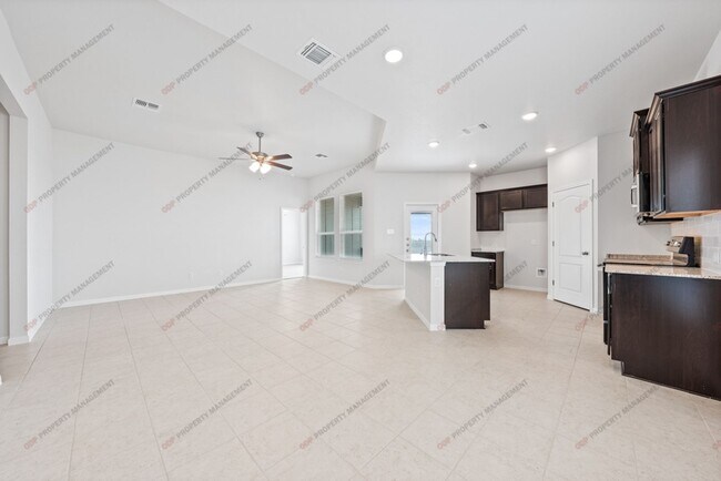 Building Photo - $250 OFF FIRST MONTHS RENT