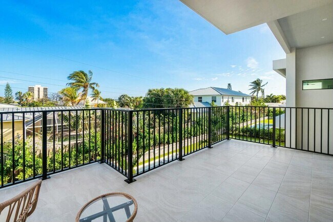 Building Photo - 13460 U.S. Rte 1