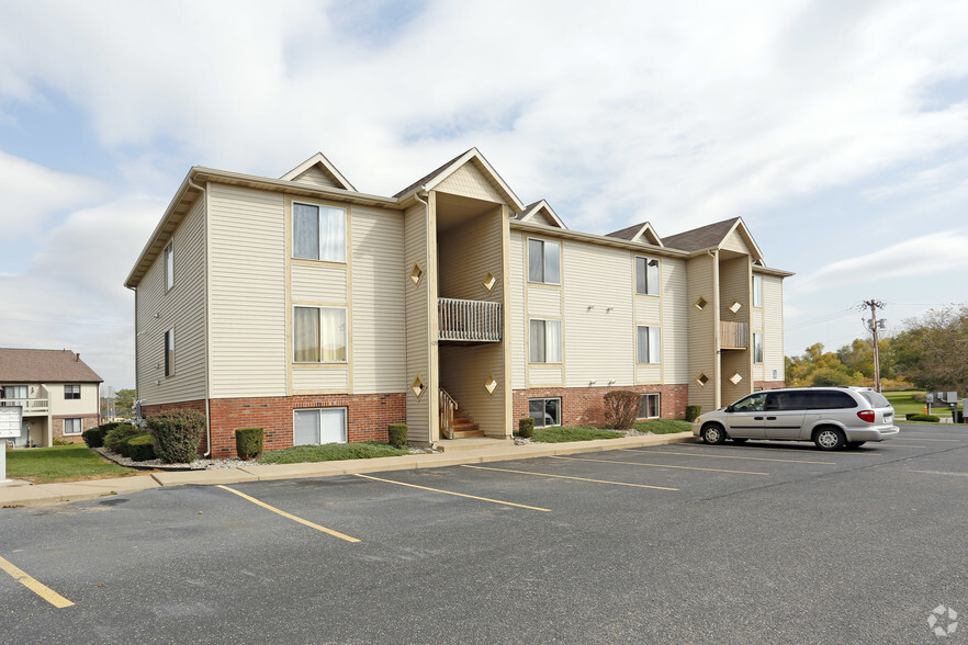 Primary Photo - Bremen Park Apartments