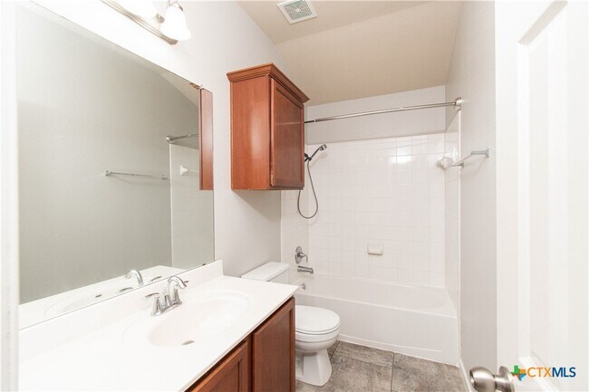 Building Photo - 7001 Cokui Dr