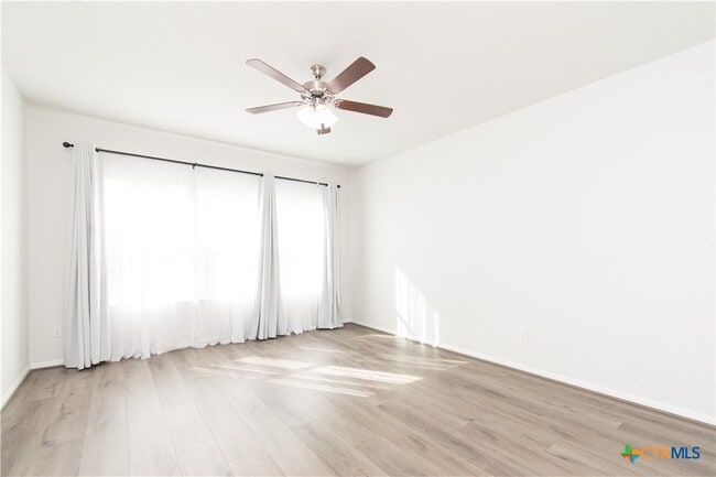 Building Photo - 6808 Verona Pl