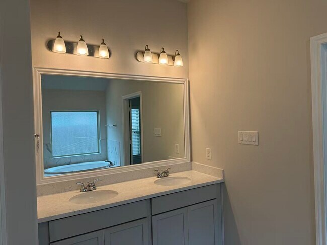 Building Photo - 17330 Tidewater Cypress Trl