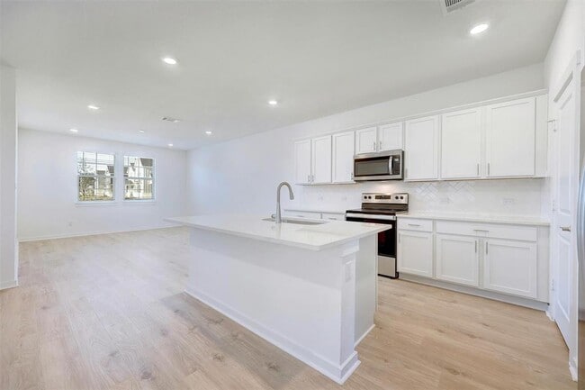 Building Photo - 2301 Wallin Bradley Dr
